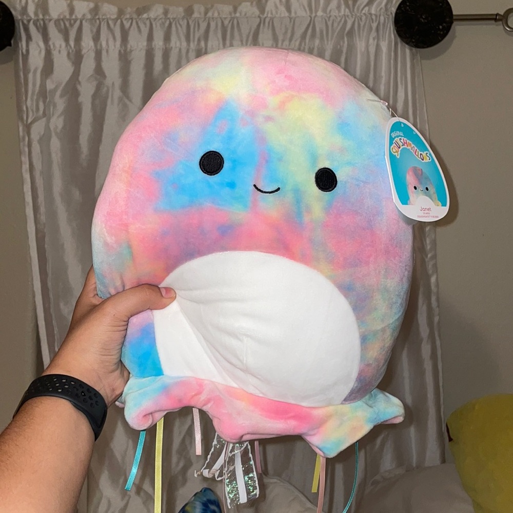 NWT Janet Squishmallow